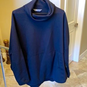North Face turtleneck sweatshirt, nwot